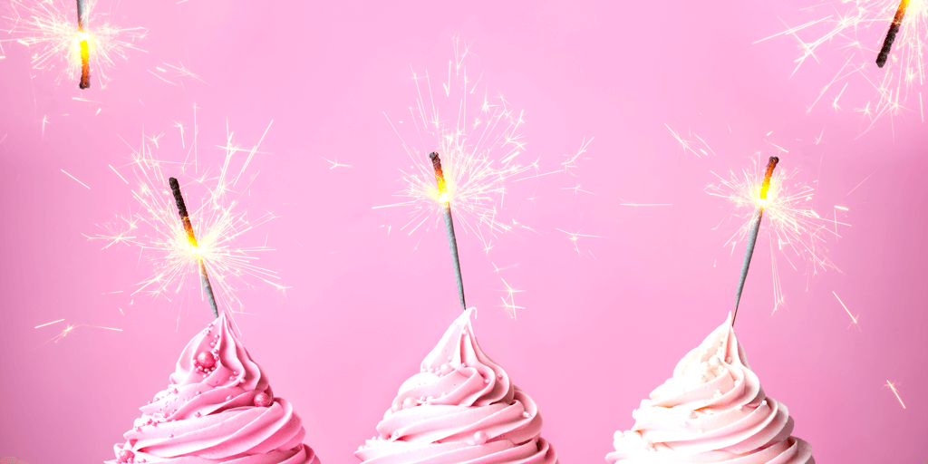 Pink cupcakes with sparklers - Instagram Stories Engagement header
